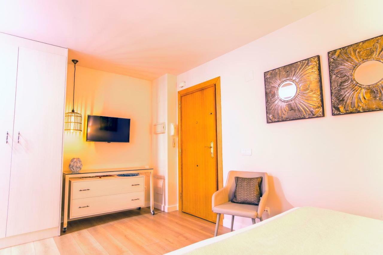 Apartamento Malaga Beach מראה חיצוני תמונה