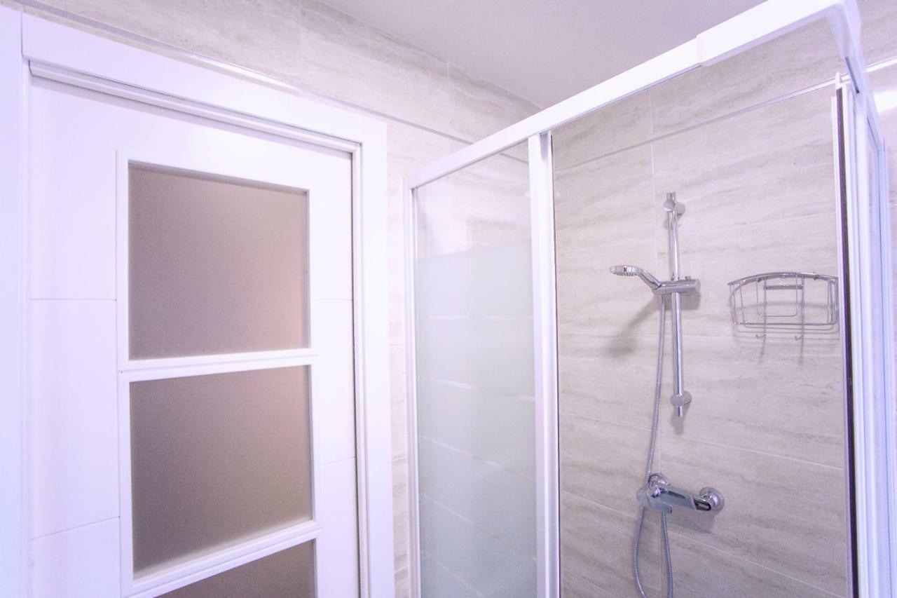 Apartamento Malaga Beach מראה חיצוני תמונה